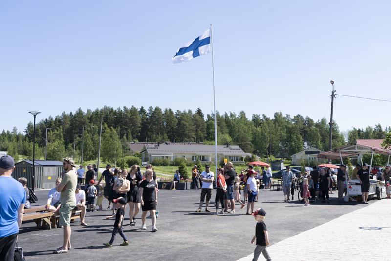 Torivilinää kesäisenä päivänä